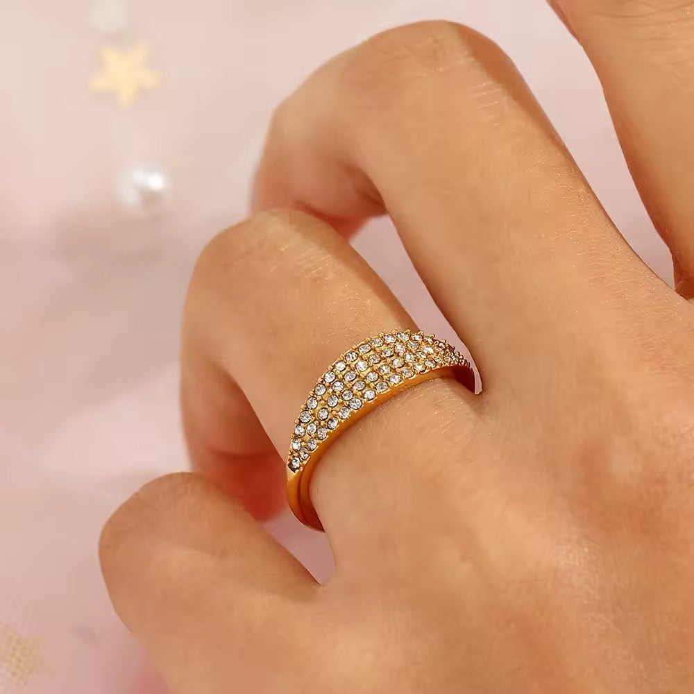Zircon Thin diamond Ring