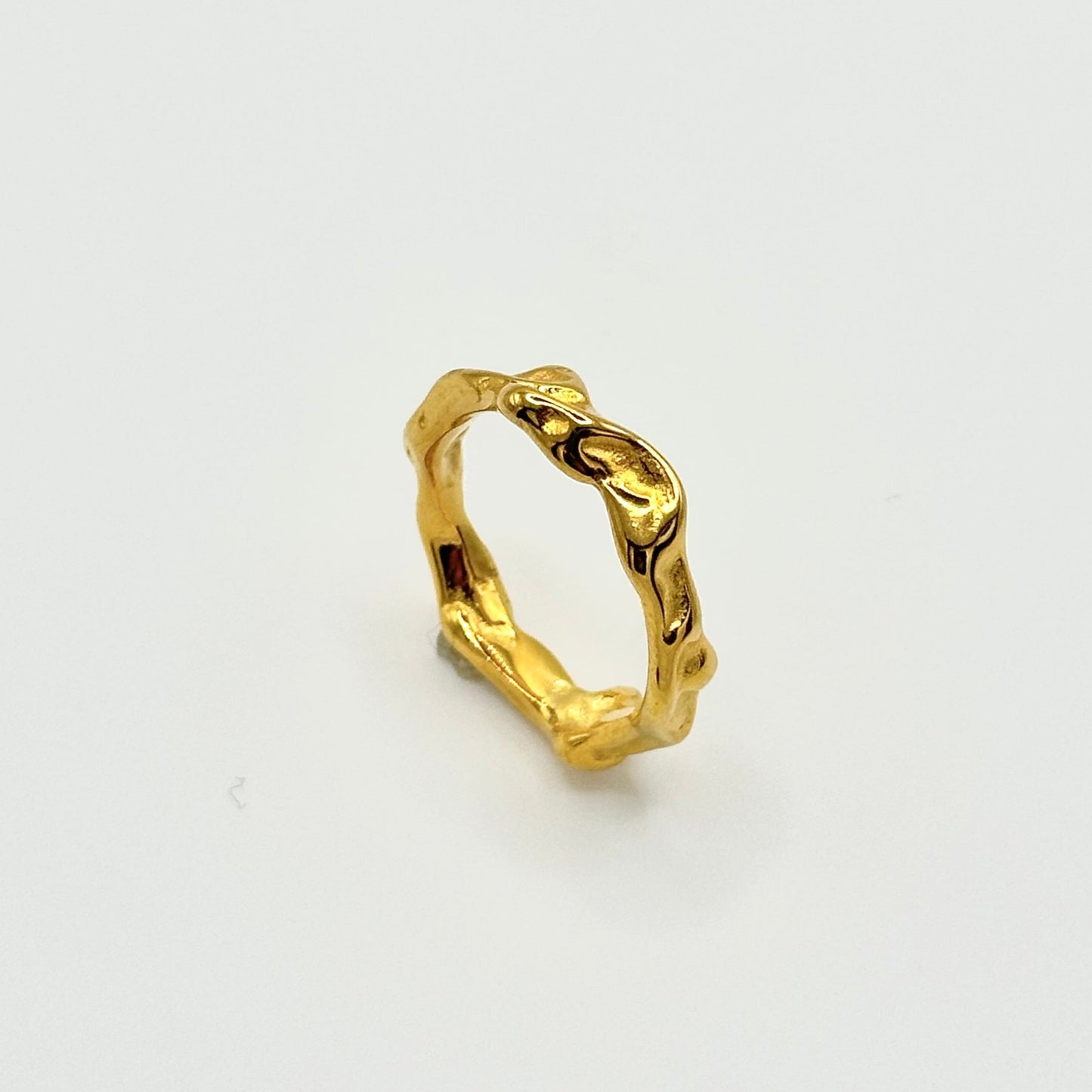Wave Shape Ring